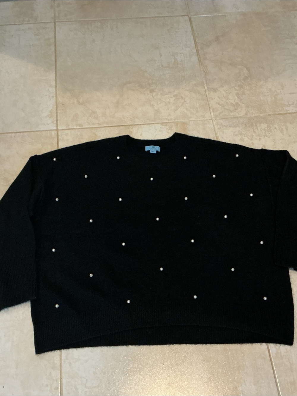 Cece Women’s XL black sweater with pearl front roomy Lagenlook